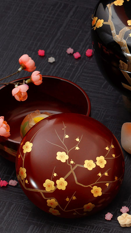 UME Dome Box | YAMADA HEIANDO Lacquerware: Hand-Crafted Imperial Luxury for Japanese Emperor