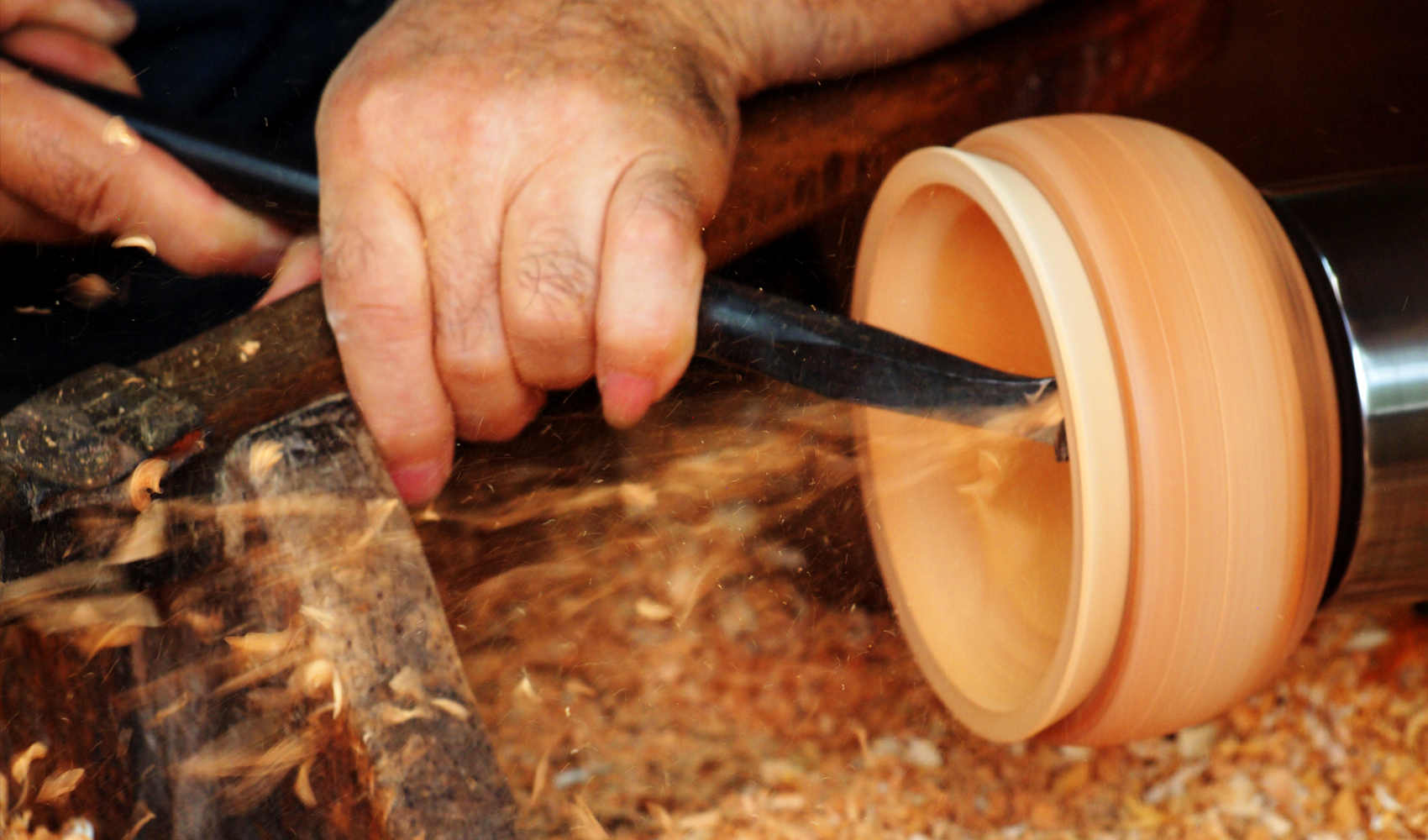 YAMADA HEIANDO Lacquerware: Hand-Crafted Imperial Luxury for Japanese Emperor