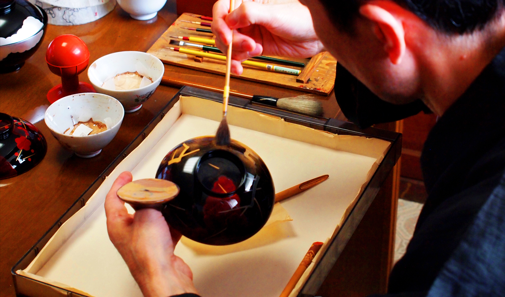 About Lacquerware | YAMADA HEIANDO Lacquerware: Hand-Crafted Imperial Luxury for Japanese Emperor