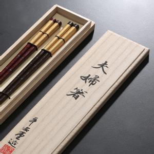 Chopsticks in Pair (Fufu Hashi Kinsai) / Kinsai gold