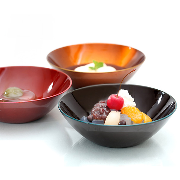 Mitsuame Bowl (Tori Hachi Mitsuame) / Mitarashi red